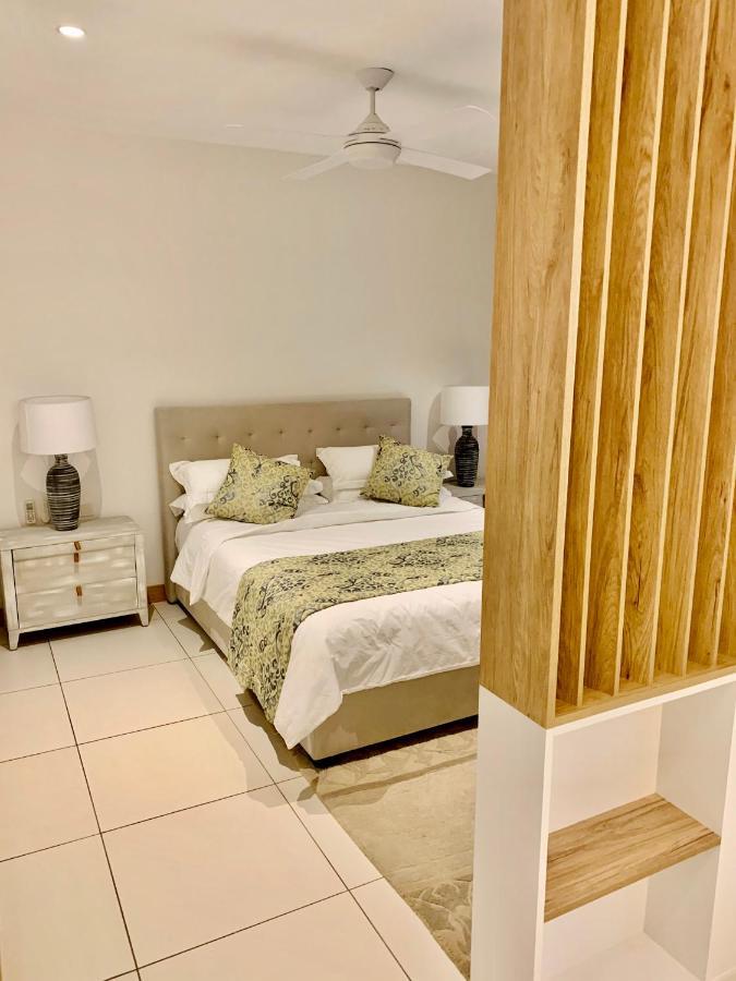 Apartament Latitude Luxury Duplex Rivière Noire Zewnętrze zdjęcie
